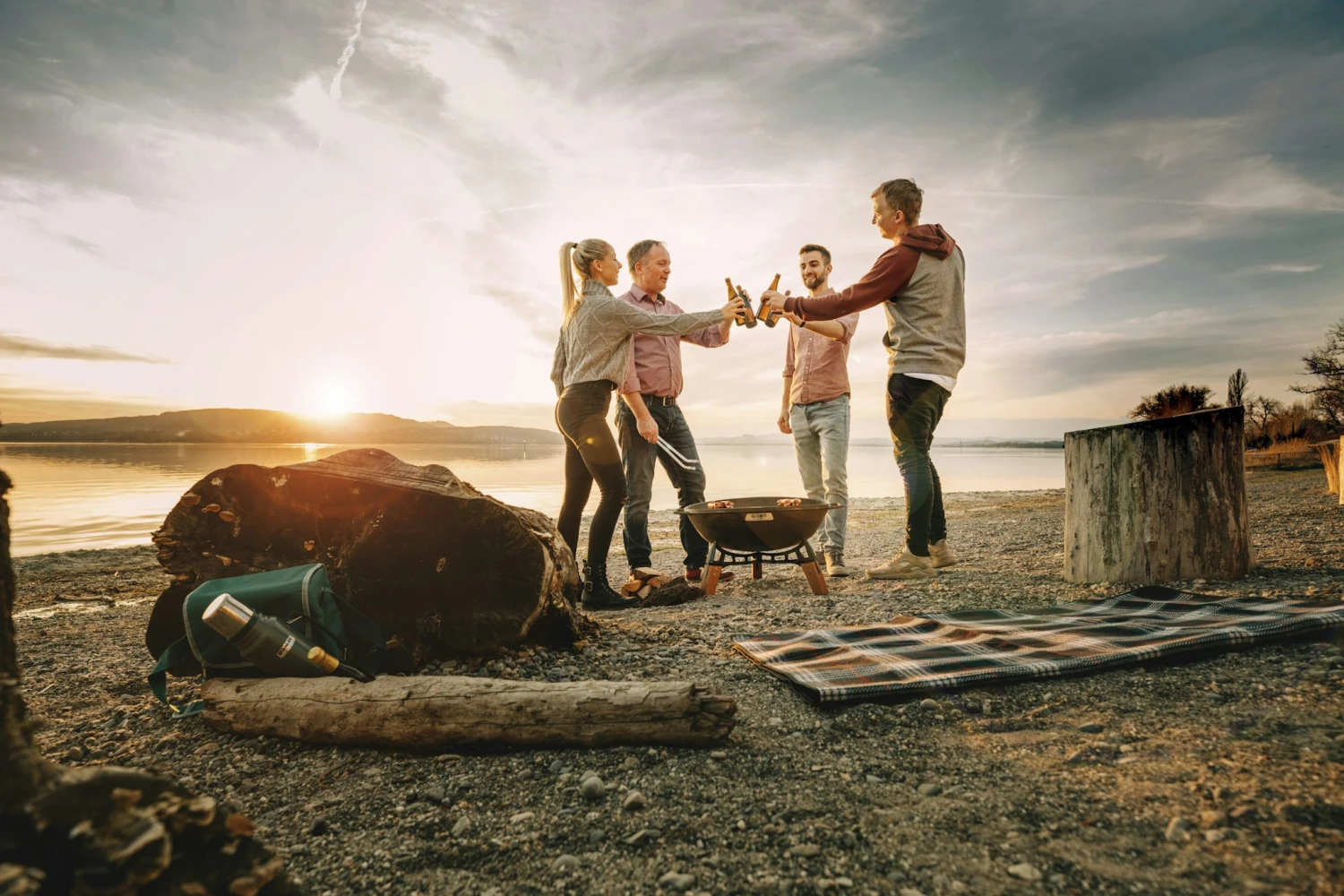 IGNIUM Taran Holzkohle Grill Celtic – Bild 16