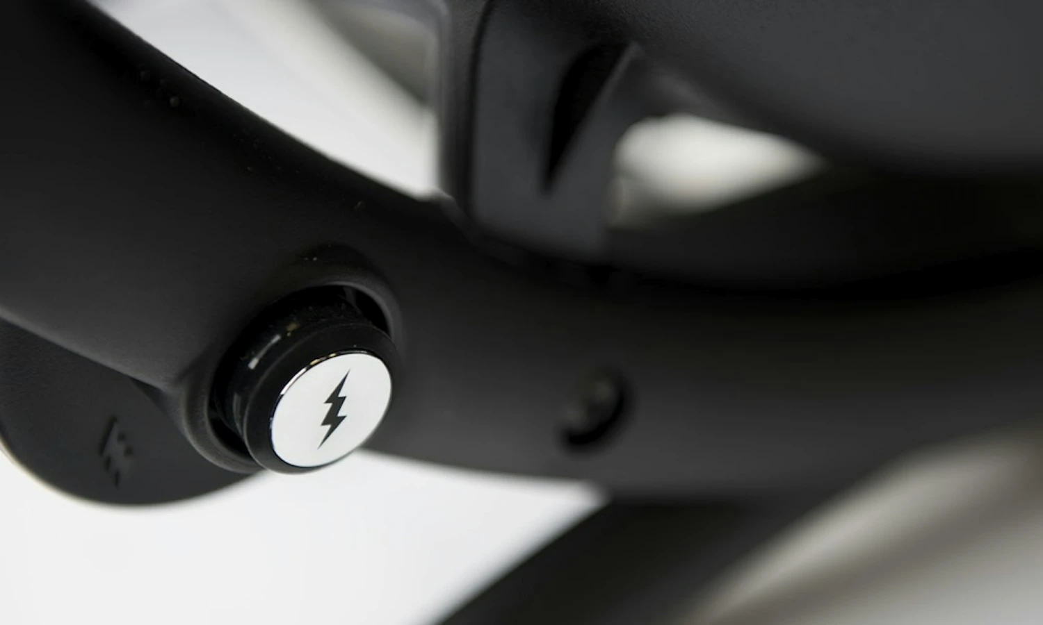 Weber Q 2200 Gasgrill Schwarz – Bild 7